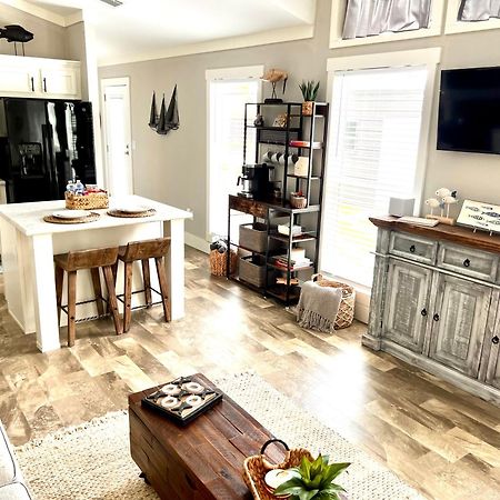 The Little Getaway-Sleeps 4, Firepit, Pet Friendly Vila Pottsboro Exterior foto