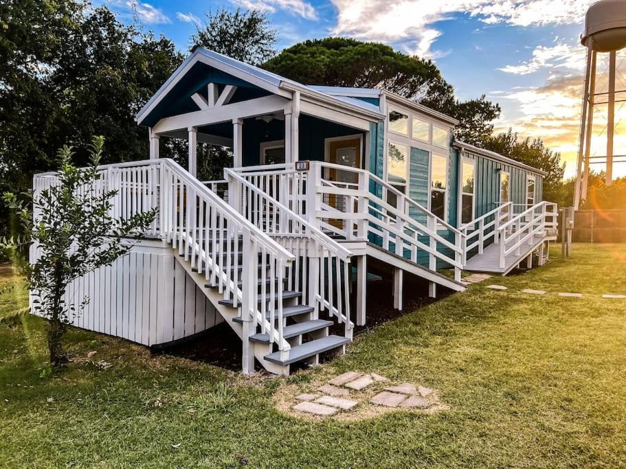 The Little Getaway-Sleeps 4, Firepit, Pet Friendly Vila Pottsboro Exterior foto