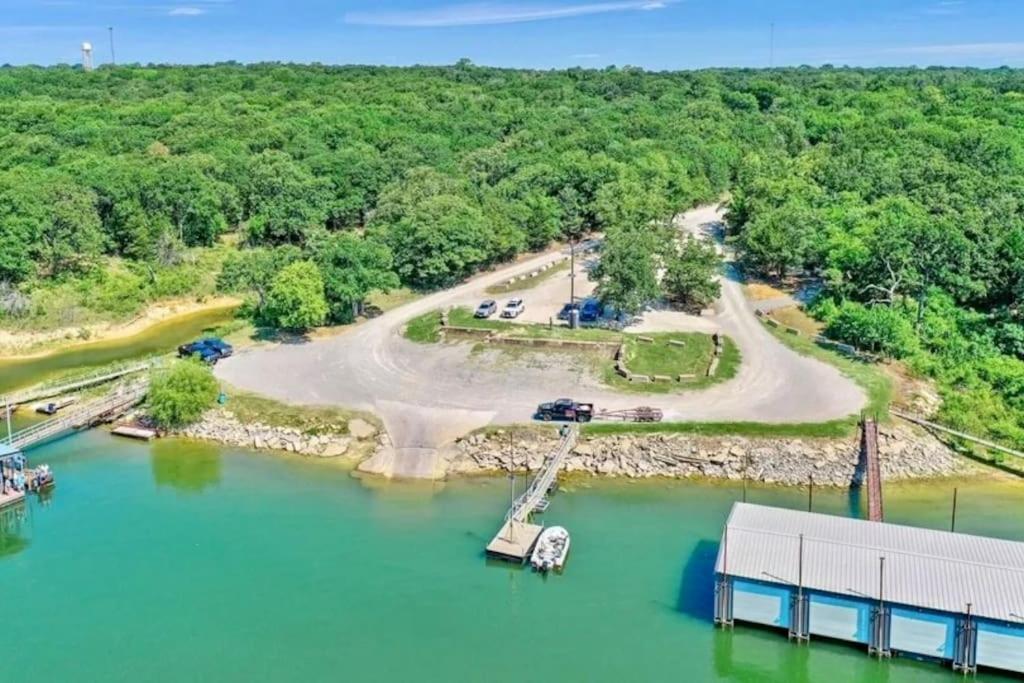 The Little Getaway-Sleeps 4, Firepit, Pet Friendly Vila Pottsboro Exterior foto